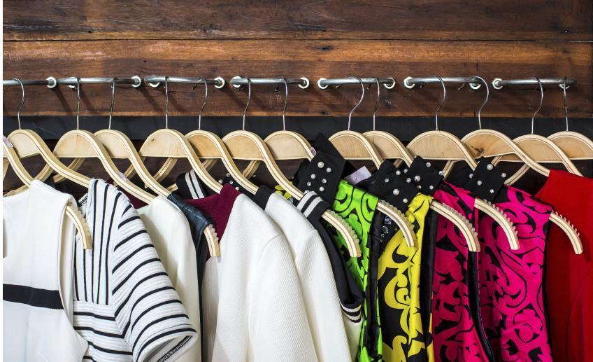 как навести порядок в шкафу с одеждой