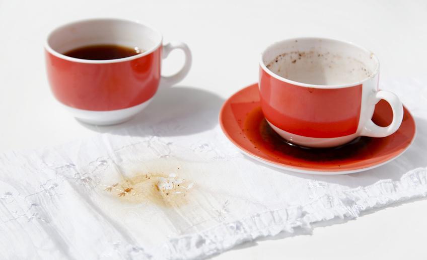 как вывести пятно от чая и кофе