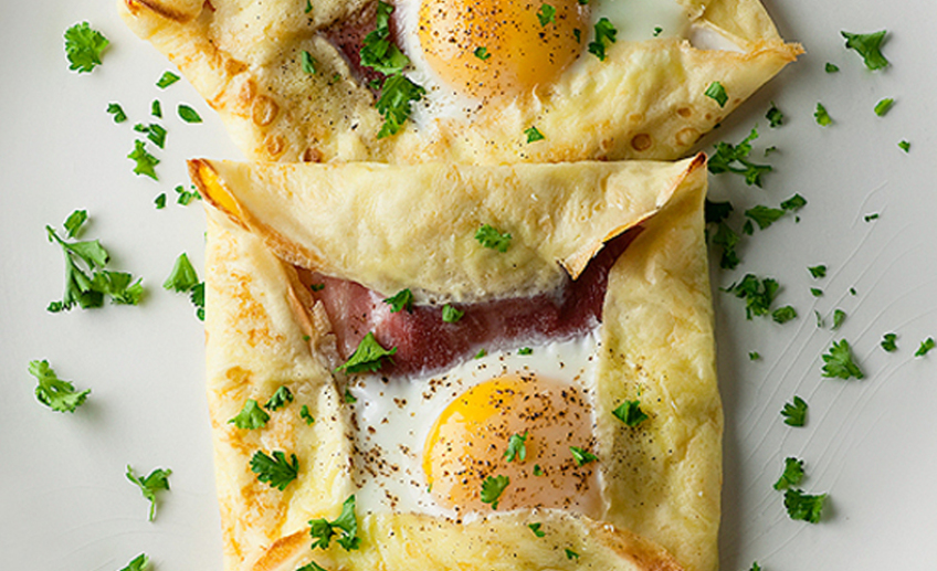 Usual ham and egg crepe squares design crush