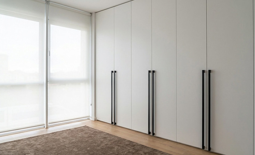 распашной шкаф