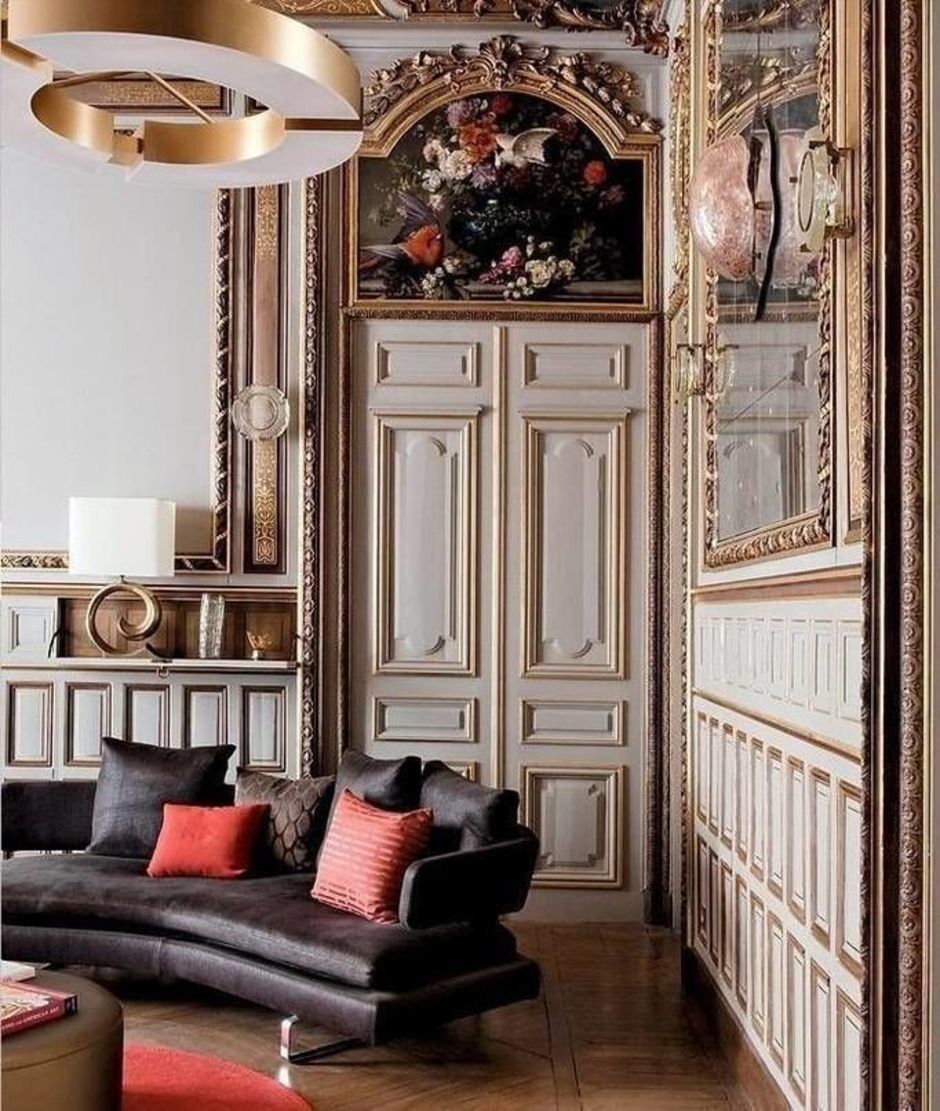 Парижская квартира с элементами дворцового стиля