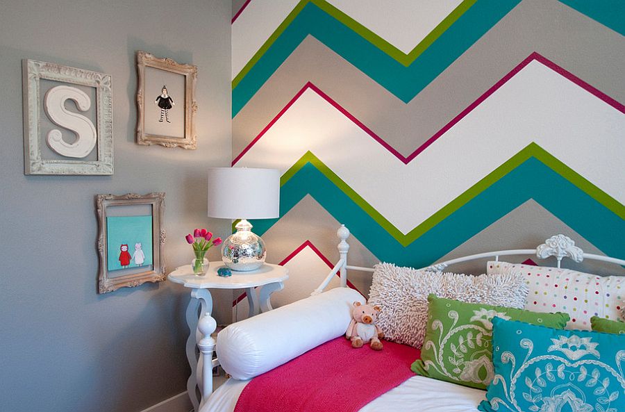 Chevron patterns add both color and class to the kids bedroom