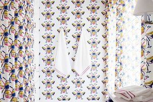 Thumb bumblebeebathroomkatiekime1