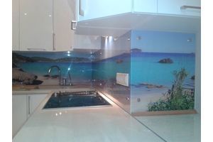 Thumb fartuk iz stekla