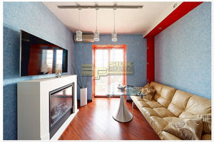 Thumb 14339930271 b21deee905 c