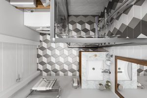 Thumb 6         bathroom04