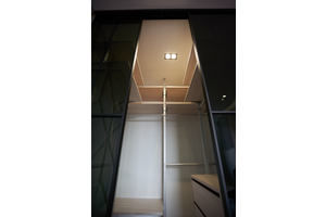 Thumb                     uno raumplus745