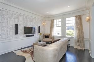 Thumb is 1l6tronemm4bh